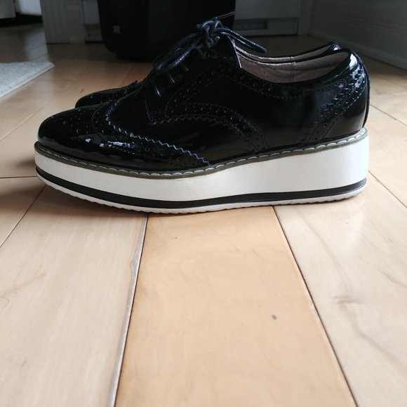 Soulier - Picture 2 of 6